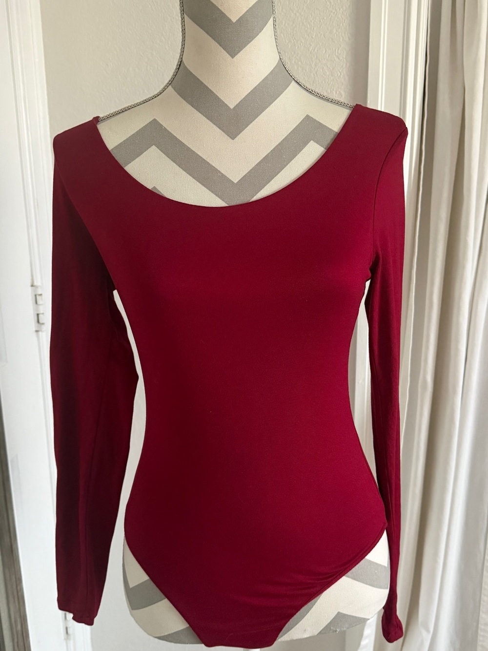 Heart Hips Long-Sleeve Scoop Neck Bodysuit - Burgundy